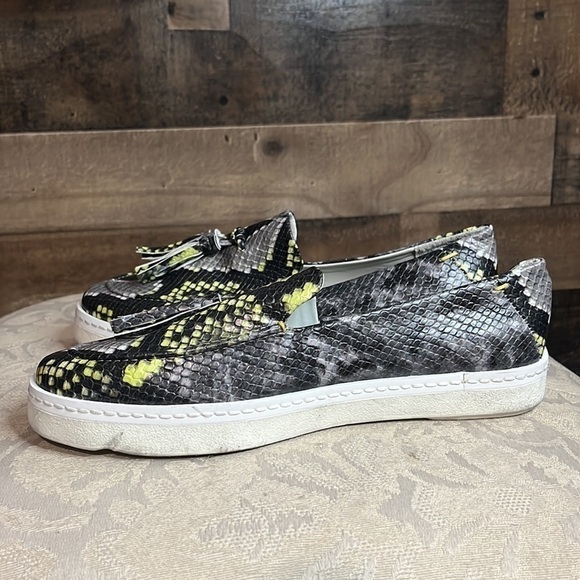 Franco Sarto Leather Sneakers Python Print Gray Green Size 6.5 - Picture 7 of 10
